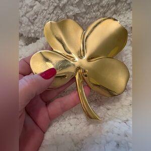 Vintage 4 Leaf Clover 24K Gold Plated Shamrock Paperweight EUC